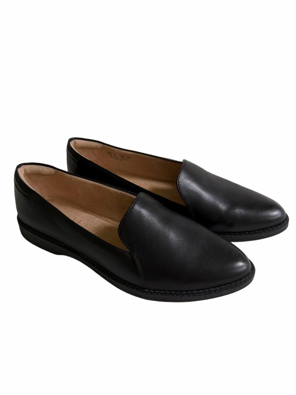 NEW SOUL Naturalizer Yippee Black Loafers Flats Size 7.5 Comfortable